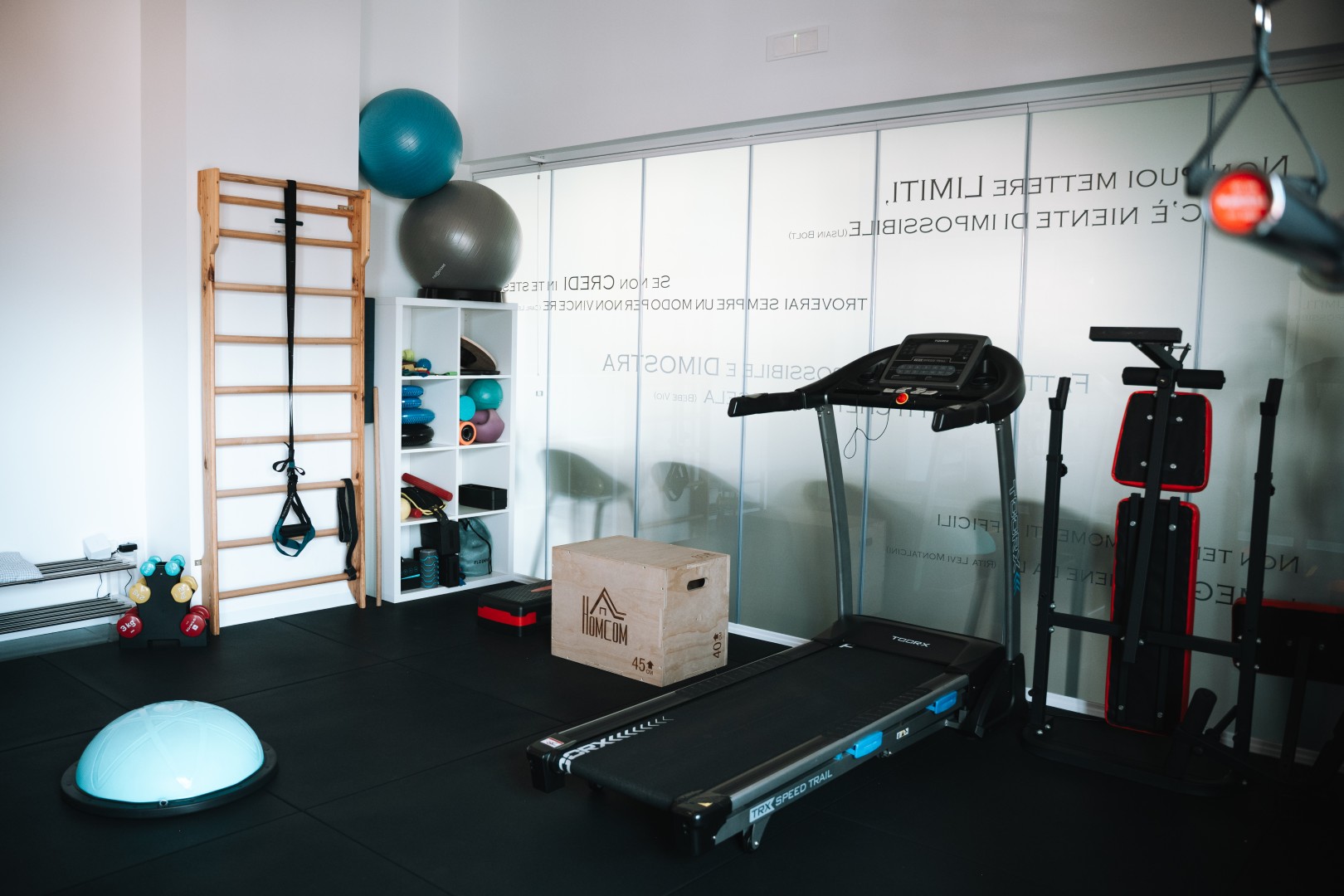 Attrezzatura palestra HuMed